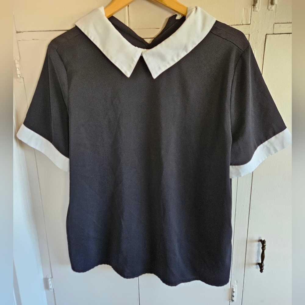 Black and white collared shirt Size XL